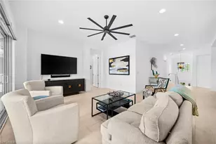 8062 Signature Club Cir, Naples, FL 34113 - Photo 10