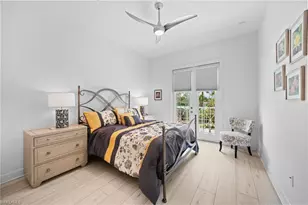 8062 Signature Club Cir, Naples, FL 34113 - Photo 30