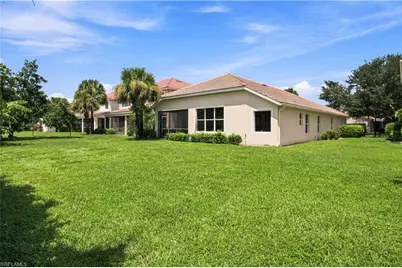 2022 Fairmont Ln, Naples, FL 34120 - Photo 34