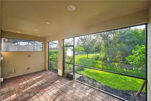 16246 Aberdeen Wy, Naples, FL 34110 - Photo 2