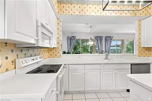620 Vintage Reserve Ln, Naples, FL 34119 - Photo 16