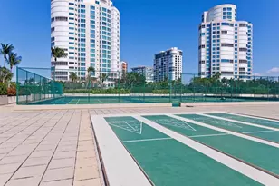 4051 Gulf Shore Blvd N, Naples, FL 34103 - Photo 28