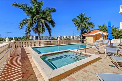 410 Bayfront Pl #2403, Naples, FL 34102 - Photo 16