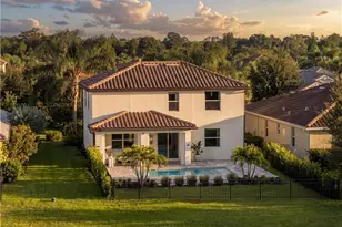 2109 Clementine St, Naples, FL 34120 - Photo 2