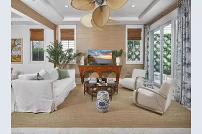 909 10th Ave S, Naples, FL 34102 - Photo 4