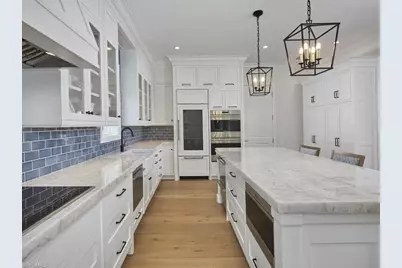 570 2nd Ave N, Naples, FL 34102 - Photo 8