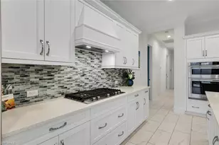 14386 Laguna Spgs Ln, Naples, FL 34114 - Photo 10