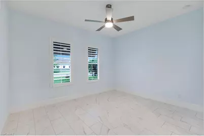 14386 Laguna Springs Ln, Naples, FL 34114 - Photo 18