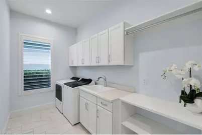 14386 Laguna Springs Ln, Naples, FL 34114 - Photo 24