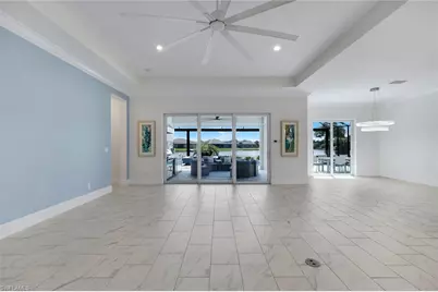 14386 Laguna Springs Ln, Naples, FL 34114 - Photo 6