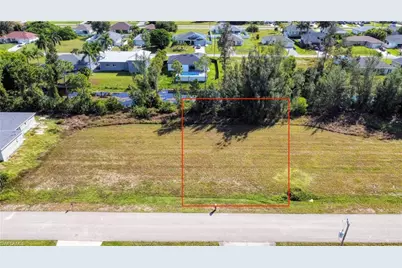 4213 NE 23rd Ave, Cape Coral, FL 33909 - Photo 4