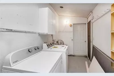 171 Grassy Key Ln, Naples, FL 34114 - Photo 10