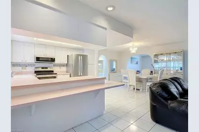 1909 SE 16th St, Cape Coral, FL 33990 - Photo 18