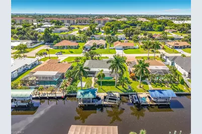 1909 SE 16th St, Cape Coral, FL 33990 - Photo 4