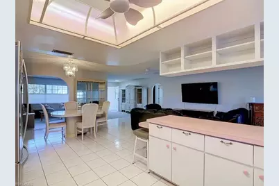 1909 SE 16th St, Cape Coral, FL 33990 - Photo 16