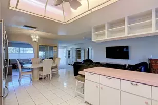1909 SE 16th St, Cape Coral, FL 33990 - Photo 16
