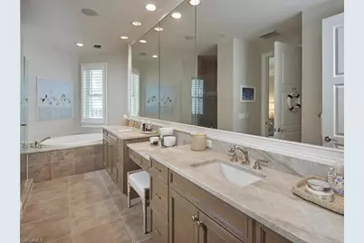1001 10th Ave S #D2, Naples, FL 34102 - Photo 12