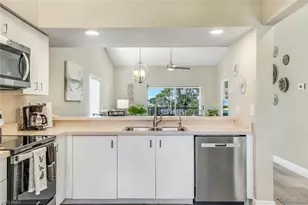 7360 Glenmoor Ln, Naples, FL 34104 - Photo 6