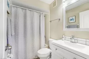 7360 Glenmoor Ln, Naples, FL 34104 - Photo 10