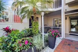 2420 Hidden Lake Dr, Naples, FL 34112 - Photo 10