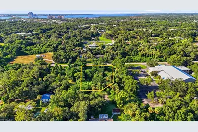 320 W Mariana Ave, North Fort Myers, FL 33903 - Photo 8