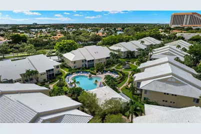 5817 Glencove Dr #405, Naples, FL 34108 - Photo 4