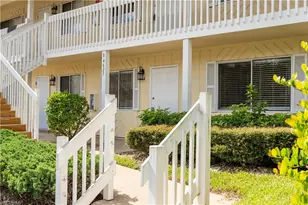 4627 Bayshore Dr, Naples, FL 34112 - Photo 2