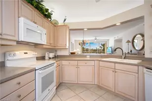 7655 Pebble Creek Cir, Naples, FL 34108 - Photo 6