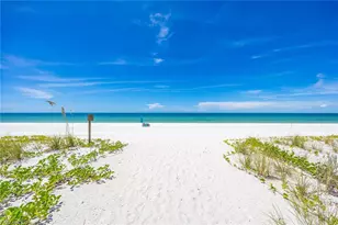 10475 Gulf Shore Dr, Naples, FL 34108 - Photo 32