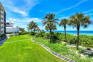 10475 Gulf Shore Dr, Naples, FL 34108 - Photo 36