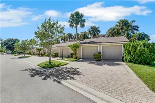 5270 Fox Hollow Dr, Naples, FL 34104 - Photo 8