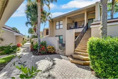 5270 Fox Hollow Dr #607, Naples, FL 34104 - Photo 2