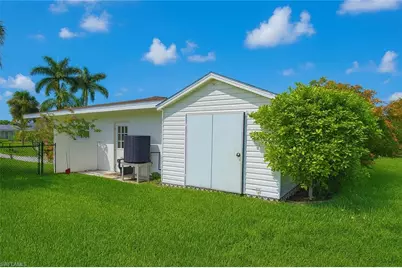 13880 13880 Lazy Ln, Fort Myers, FL 33905 - Photo 4
