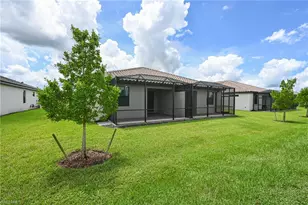 19568 Hinkley Dr, Estero, FL 33928 - Photo 20