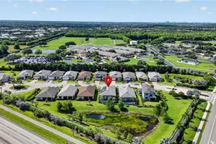 1955 Tripletail Ln, Naples, FL 34114 - Photo 4