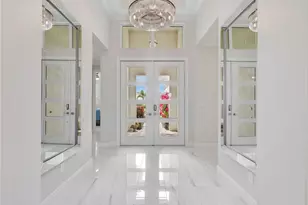 9257 Cayman Dr, Naples, FL 34114 - Photo 1