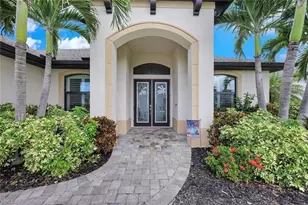 2627 SW 17th Pl, Cape Coral, FL 33914 - Photo 4