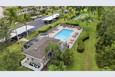 7300 Glenmoor Ln #205, Naples, FL 34104 - Photo 2