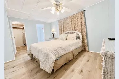 817 Cape Haze Ln, Naples, FL 34104 - Photo 18
