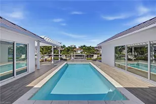 3737 Crayton Rd, Naples, FL 34103 - Photo 34