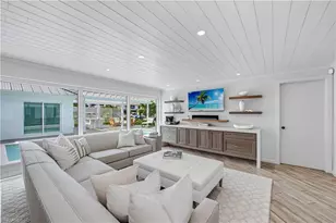 3737 Crayton Rd, Naples, FL 34103 - Photo 14
