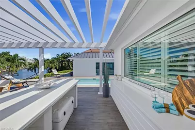 3737 Crayton Rd, Naples, FL 34103 - Photo 38