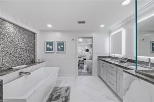 3737 Crayton Rd, Naples, FL 34103 - Photo 20