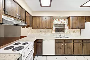 5290 Cypress Ln, Naples, FL 34113 - Photo 8