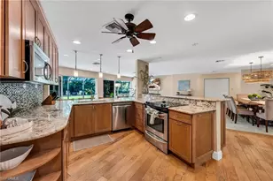 675 Harbour Dr, Naples, FL 34103 - Photo 8