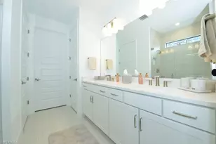 1904 Sierra Ct, Naples, FL 34120 - Photo 10