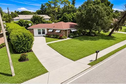 9829 Pennsylvania Ave, Bonita Springs, FL 34135 - Photo 2