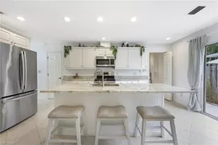 601 97th Ave N, Naples, FL 34108 - Photo 8