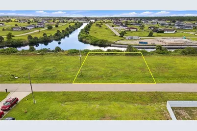 3902 NW 37th Ave, Cape Coral, FL 33993 - Photo 2