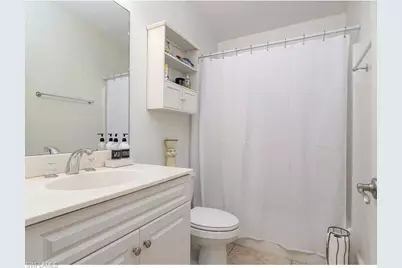2810 Lakeview Dr, Naples, FL 34112 - Photo 12